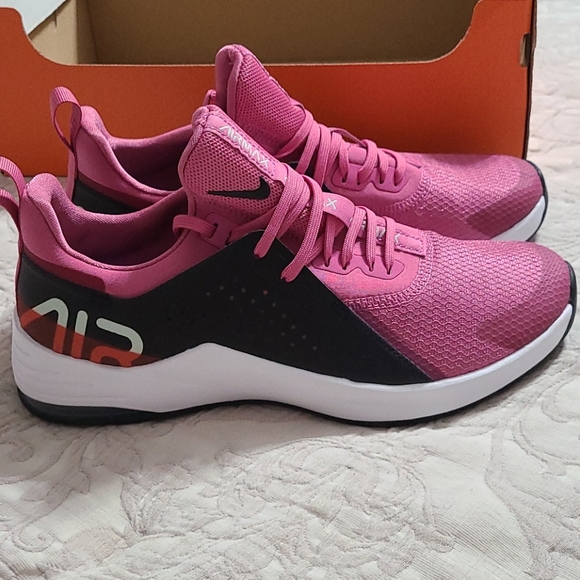 New Nike Air Max Bella TR 3 Sneaker - Picture 10 of 16